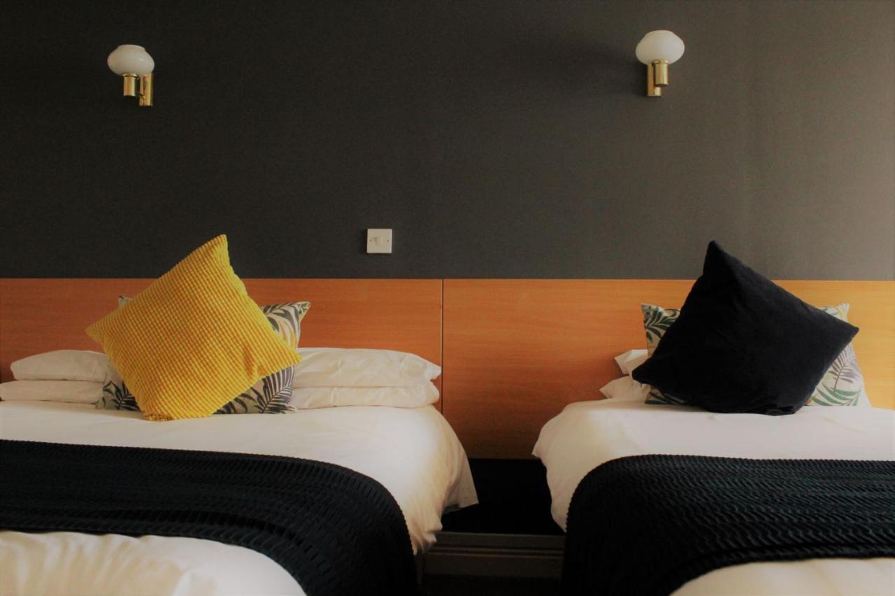 The Town & Country Lodge Dundry 외부 사진