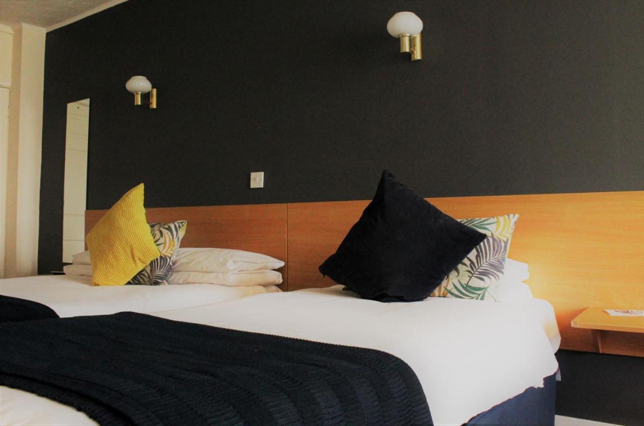 The Town & Country Lodge Dundry 외부 사진
