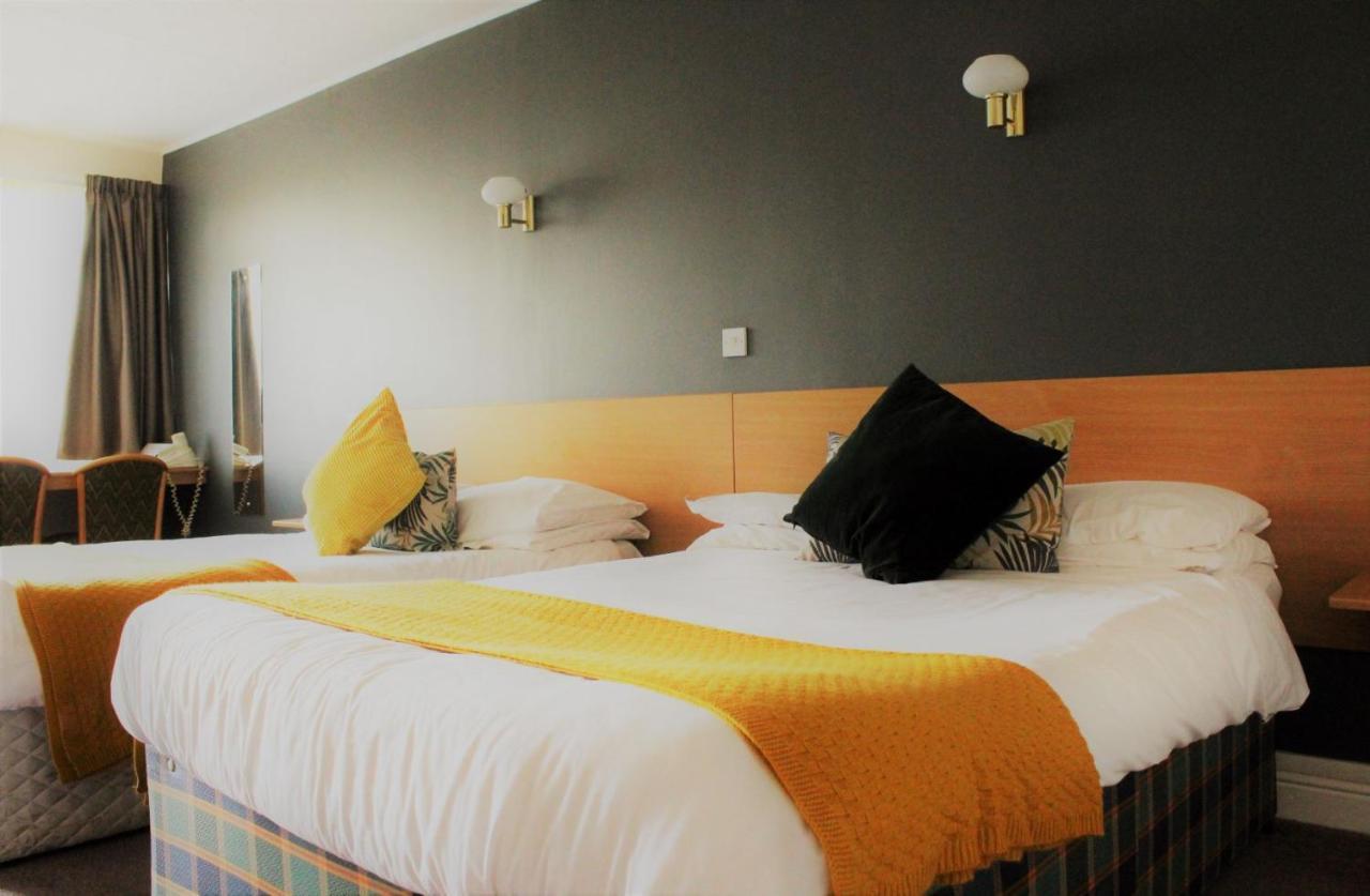 The Town & Country Lodge Dundry 외부 사진