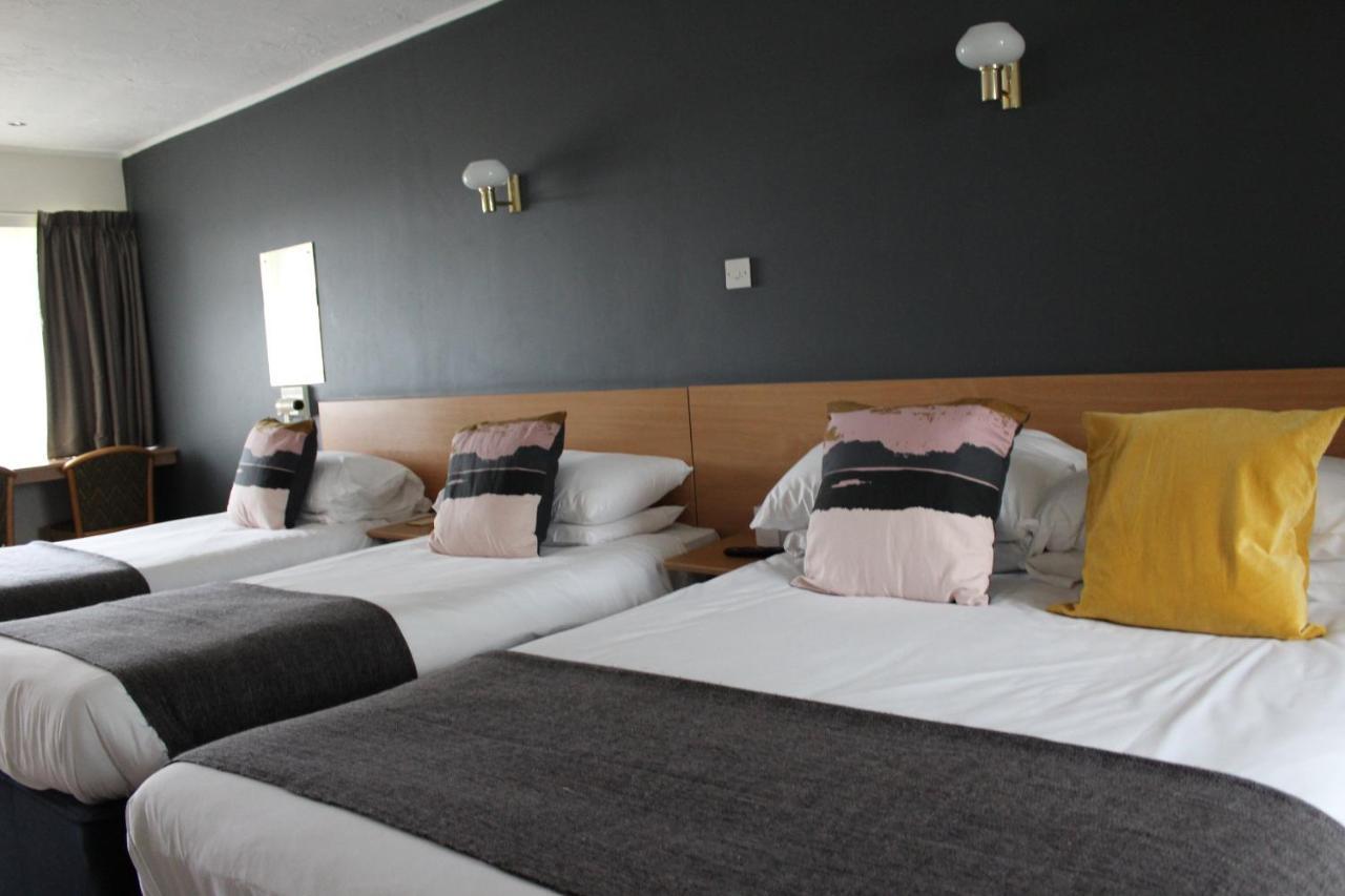 The Town & Country Lodge Dundry 외부 사진