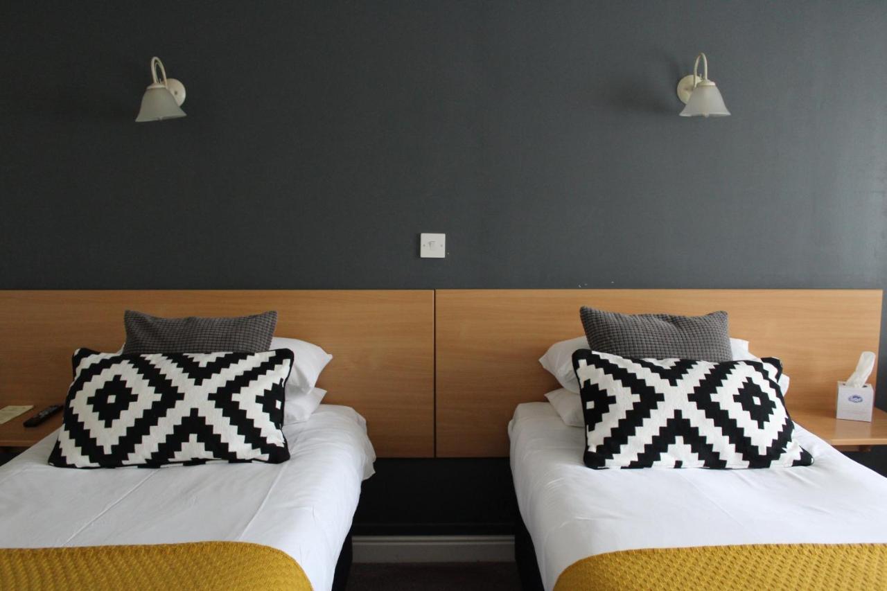 The Town & Country Lodge Dundry 외부 사진