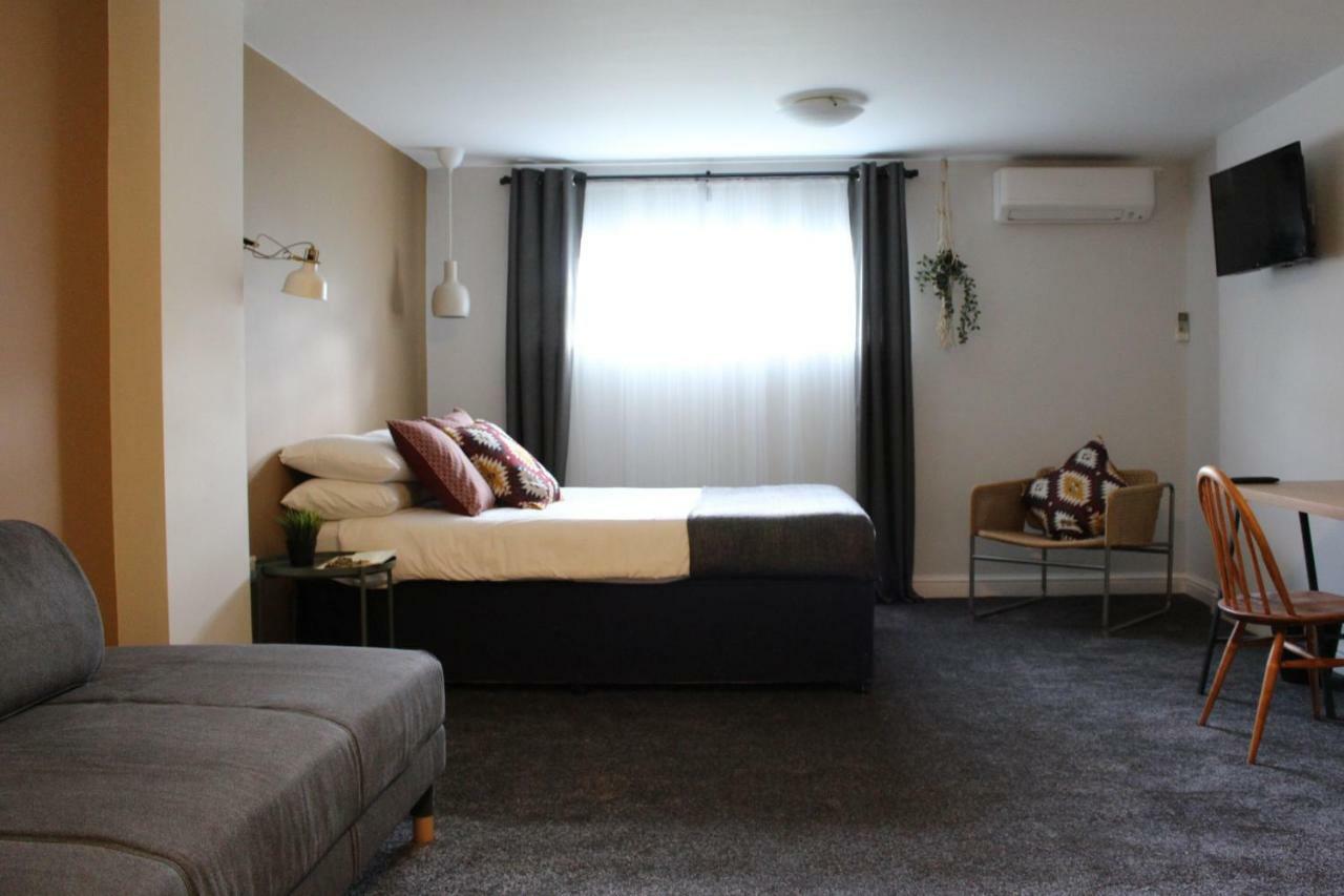 The Town & Country Lodge Dundry 외부 사진