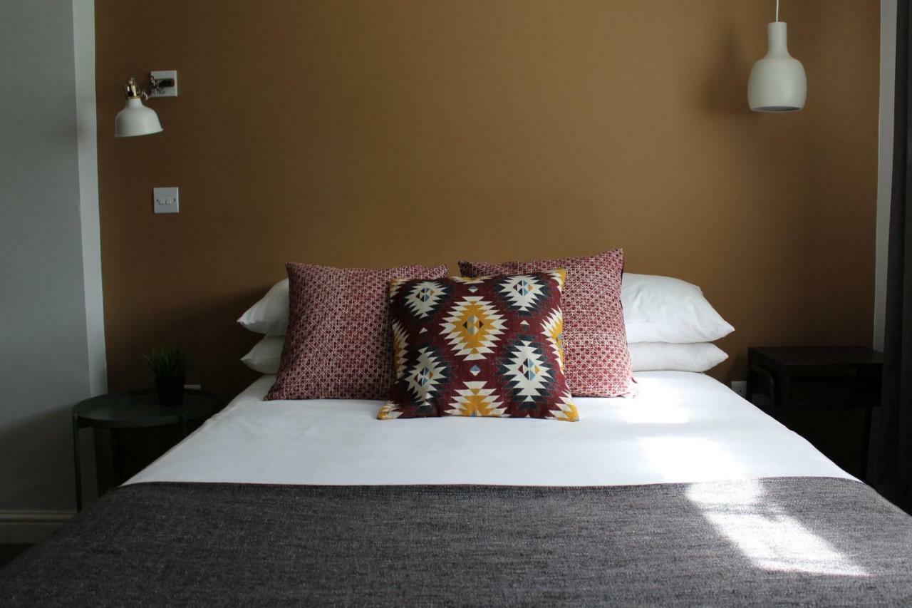 The Town & Country Lodge Dundry 외부 사진
